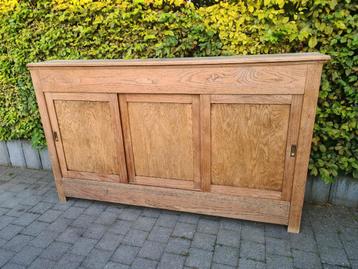Oude toogkast glazenkast barkast cafekast beschikbaar voor biedingen