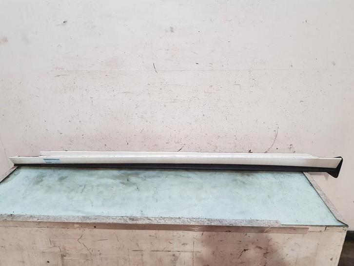 SIDESKIRT LINKS Mazda 3 Sport (BP) (01-2018/-), Auto-onderdelen, Carrosserie, Mazda, Links, Gebruikt