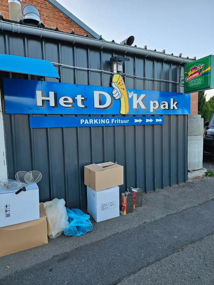 Frituur Container Leeg, Zakelijke goederen, Exploitaties en Overnames
