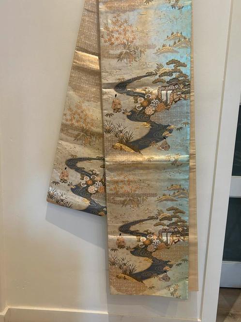 Ceinture Obi Vintage Japonaise Broderie Jardin et Ruisseau, Antiek en Kunst, Antiek | Kleding en Textiel, Dames, Ophalen of Verzenden