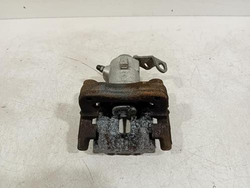 REMKLAUW RECHTS ACHTER Seat Ibiza ST (6J8) (01-2010/07-2016), Auto-onderdelen, Remmen en Aandrijving, Seat, Gebruikt