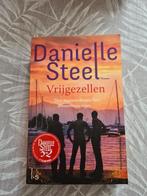 Danielle Steel Vrijgezellen, Ophalen of Verzenden, Zo goed als nieuw