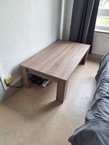Salontafel beschikbaar voor biedingen