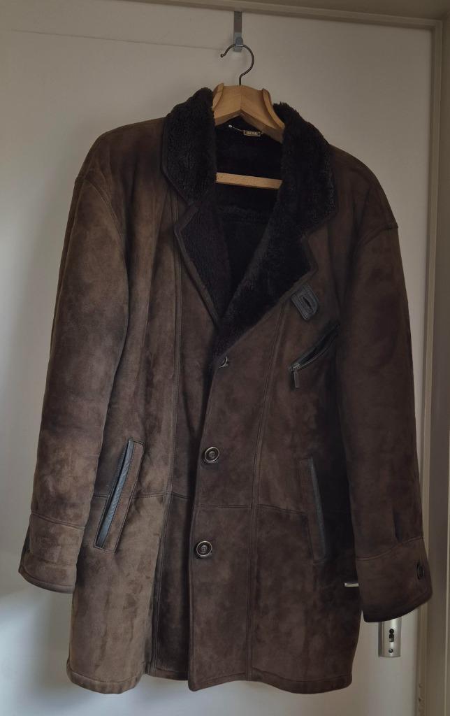 Herenjas bruin maat 50 in omgekeerd schaap / mouton retourné, Kleding | Dames, Jassen | Winter, Zo goed als nieuw, Maat 46/48 (XL) of groter