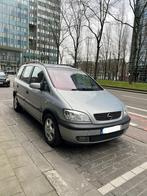 Opel Zafira 1.6. 7 zitplaatsen, Voorwielaandrijving, Zwart, 4 cilinders, 7 zetels