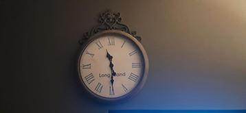 Wandklok diameter 60 cm beschikbaar voor biedingen