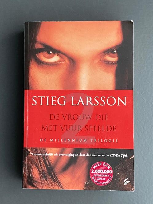 Stieg Larsson – De vrouw die met vuur speelde, Boeken, Thrillers, Ophalen