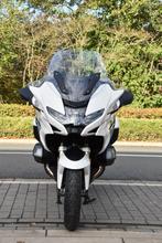 BMW - R1250 RT - Slechts 10339 kms, Motoren, 2 cilinders, 1254 cc, Handvatverwarming, Motorrijbewijs A