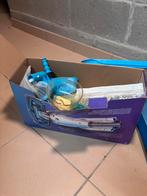 Zwembadstofzuigertje + 2 netten met stok, Ophalen, Gebruikt