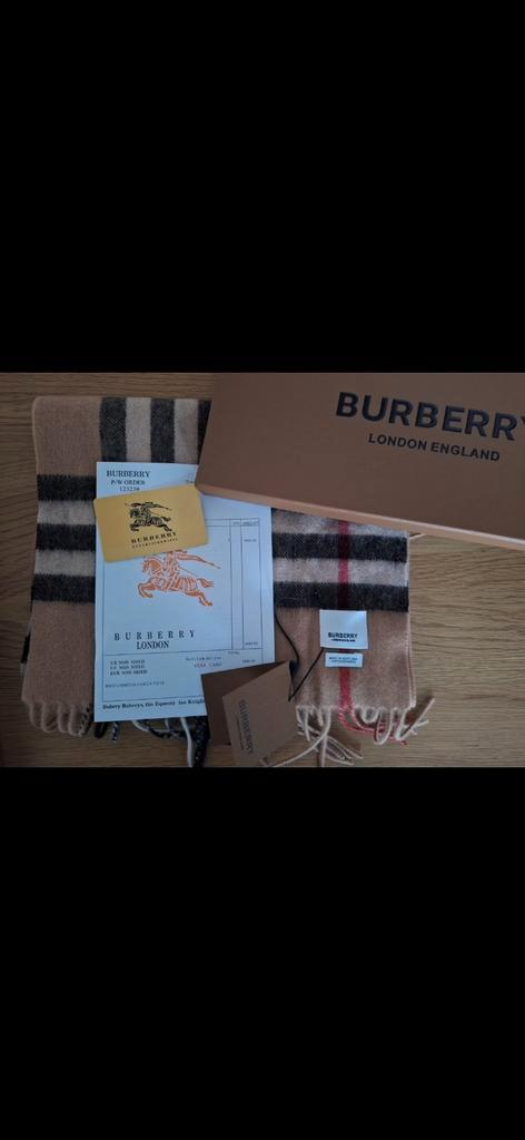 Burberry Cashmere Sjaal, Kleding | Dames, Mutsen, Sjaals en Handschoenen, Sjaal, Ophalen of Verzenden