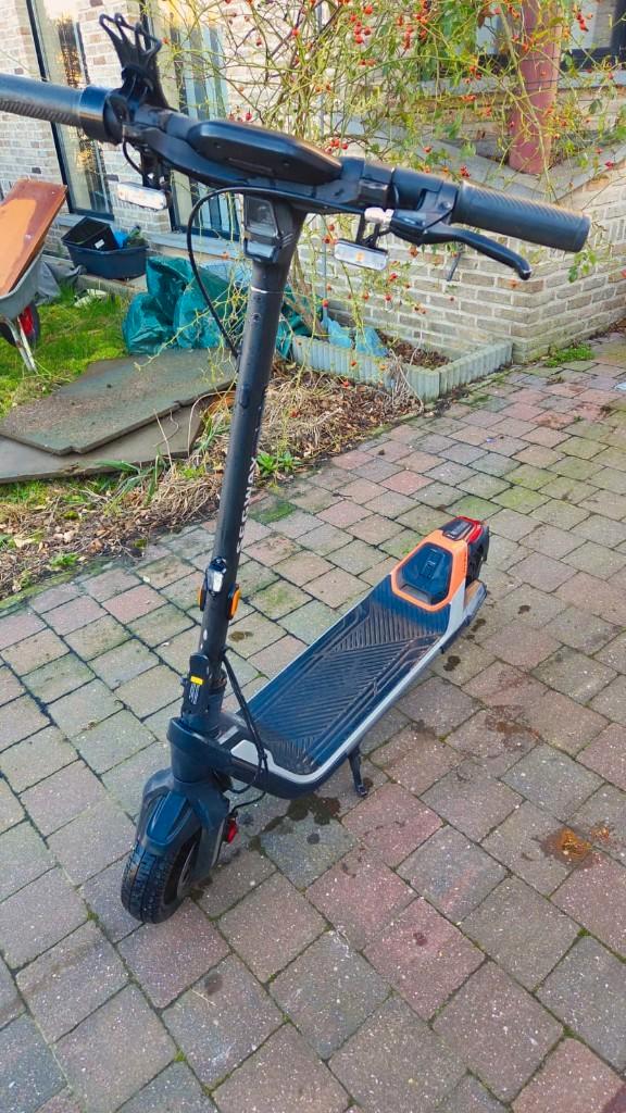 Segway P65 E, Vélos & Vélomoteurs, Trottinettes, Comme neuf, Step électrique (E-scooter), Enlèvement