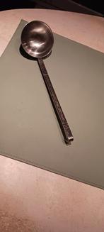 Industrieel pollepel groot model, Ophalen