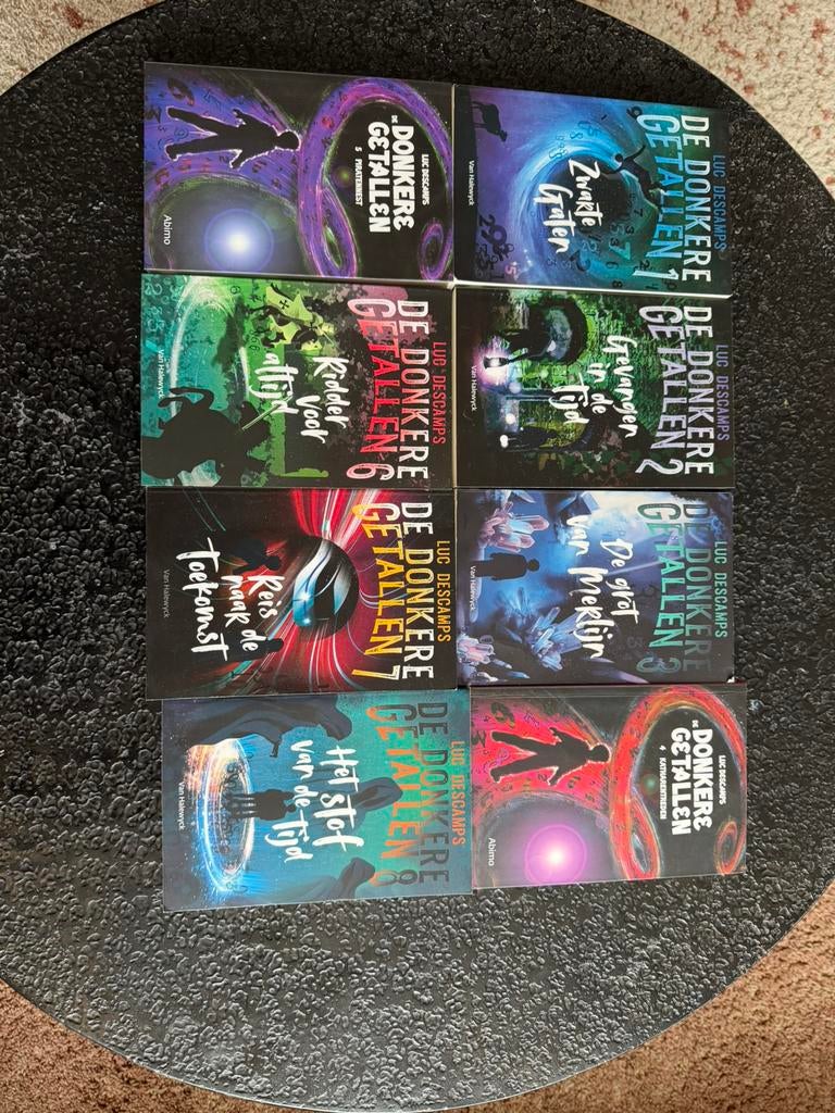 Luc Descamps Donkere getallen reeks, Ophalen