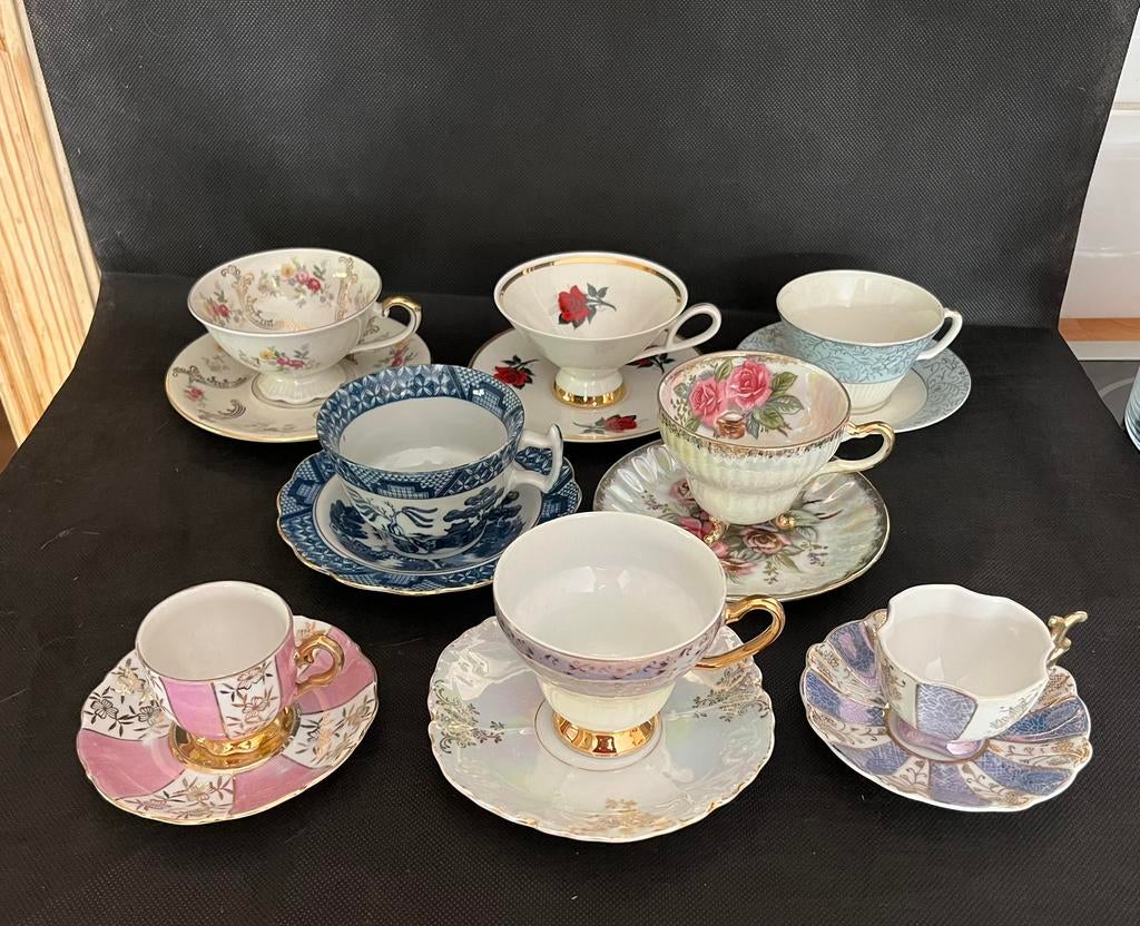 Tasses et sous tasses en pocelaine, Enlèvement