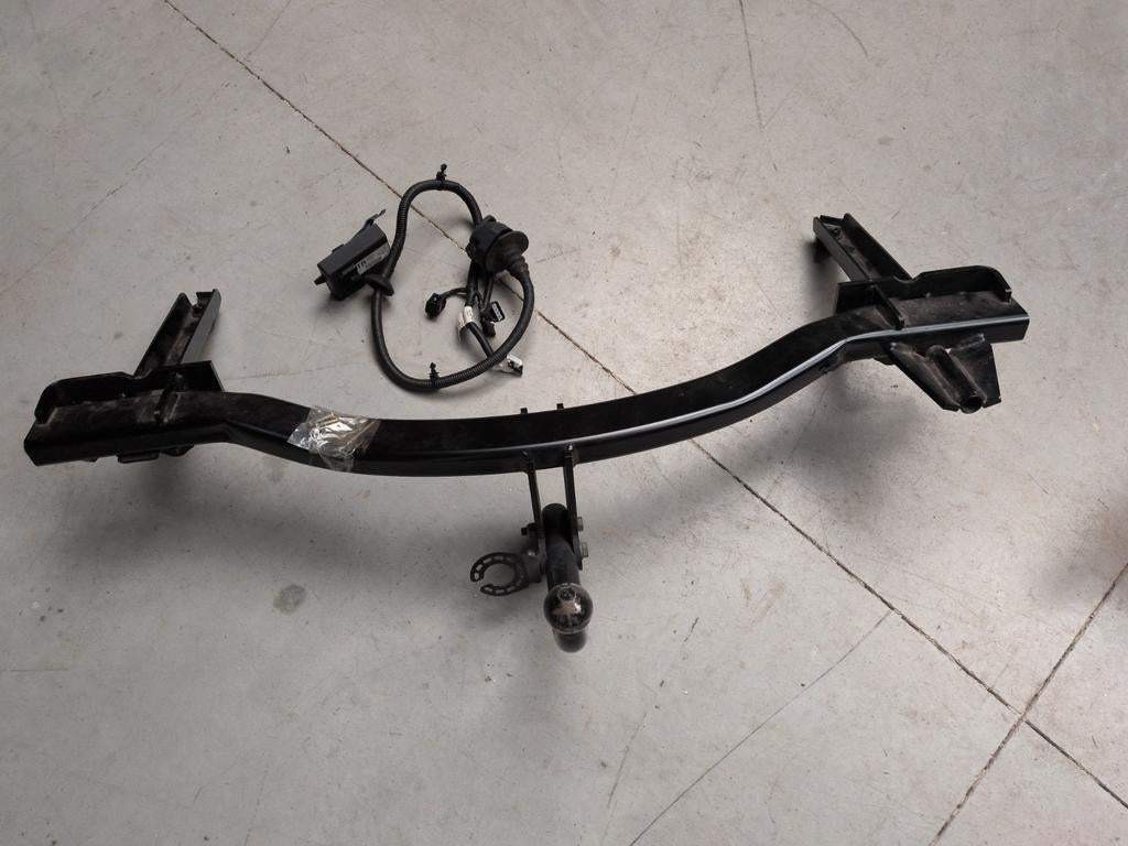 Trekhaak Opel Mokka 2016 met kabelset, Ophalen