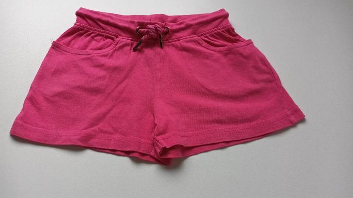 Short - Rose - Taille 110, Enfants & Bébés, Vêtements enfant | Taille 110, Utilisé, Fille, Pantalon, Enlèvement ou Envoi