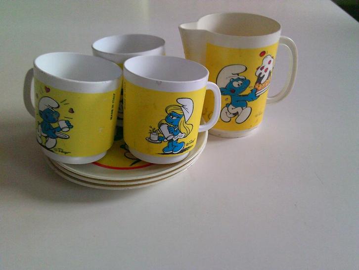 Smurfen klein koffie servies in plastiek . Peyo, Verzamelen, Smurfen, Ophalen of Verzenden