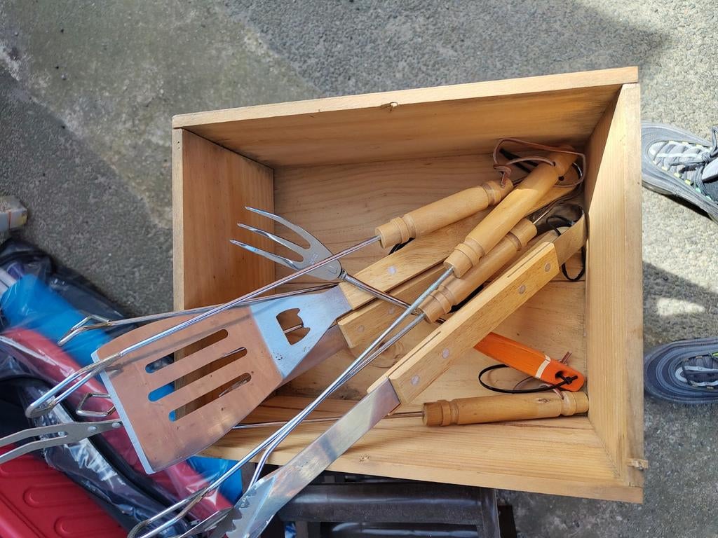 Set barbeque accessoires, Jardin & Terrasse, Accessoires pour le barbecue, Enlèvement