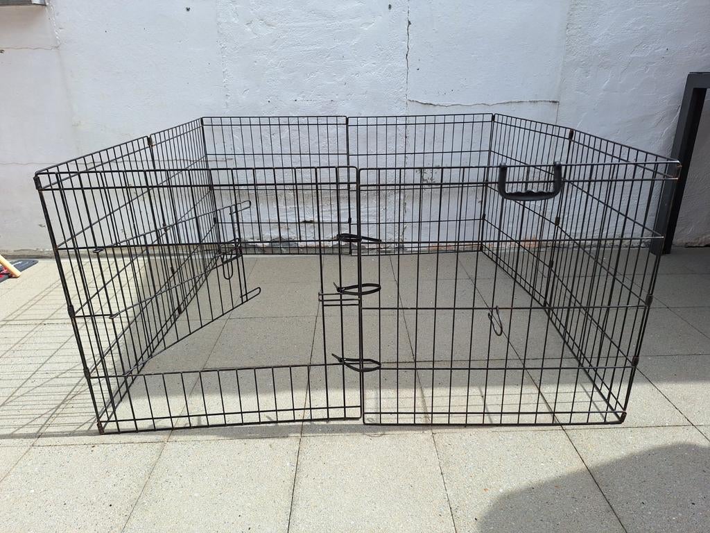 Konijnenren, Enlèvement, Cobaye