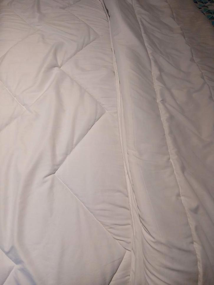 TRÈS BEAU, TOUTES SORTES DE PARFAIT ÉTAT NEUF, DIFFÉRENCE DE, Caravanes & Camping, Camping-car Accessoires, Neuf, Enlèvement ou Envoi