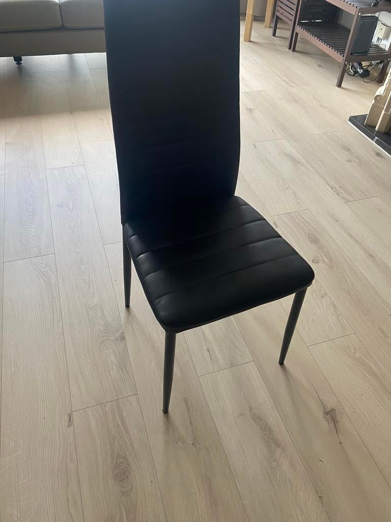 Leren zwarte stoelen, Huis en Inrichting, Stoelen, Ophalen, Zo goed als nieuw