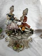 Porcelaine Capodimonte – scène romantique – Italie, Enlèvement