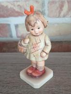 Hummel nr. 479 - I Brought You a Gift - 10 cm - Zie Tekst, Enlèvement ou Envoi, Comme neuf, Hummel