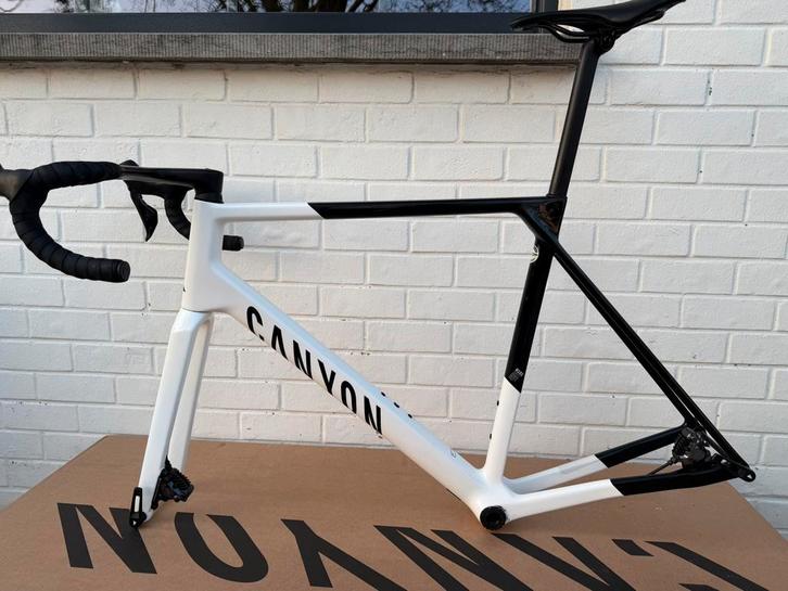 Canyon Ultimate CF SL frameset + brakekit, Vélos & Vélomoteurs, Vélos | Vélos de course, Comme neuf, Hommes, Carbone, 57 à 61 cm