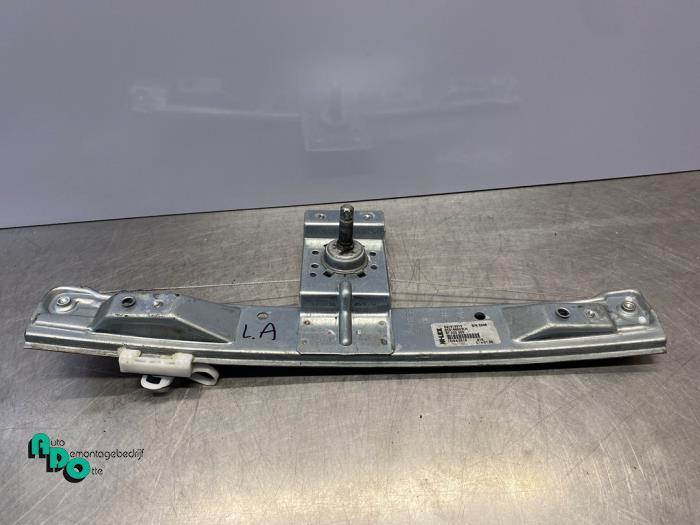 Ruitmechaniek 4Deurs links-achter van een Opel Corsa (Corsa, Auto-onderdelen, Ruiten en Toebehoren, Opel, Gebruikt, 3 maanden garantie