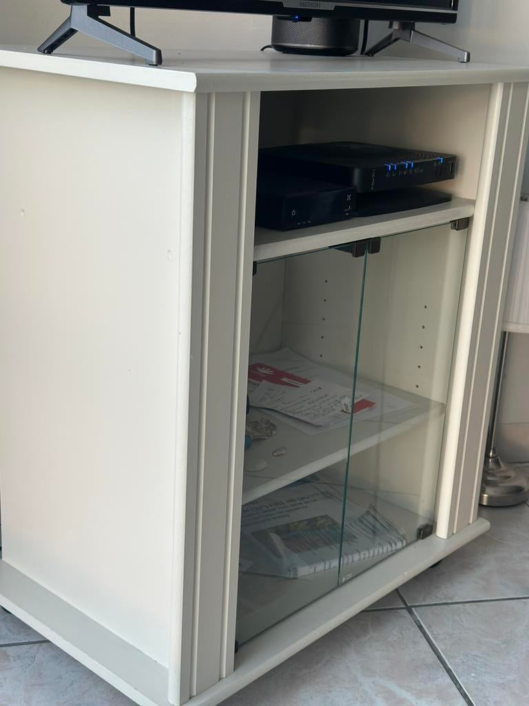 Tv kastje, Huis en Inrichting, Ophalen, Zo goed als nieuw