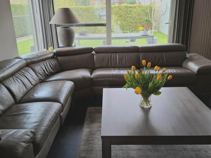 Lederen hoeksalon 850 euro + optioneel salontafel 100 euro, Huis en Inrichting, Zetels | Complete zithoeken, Ophalen