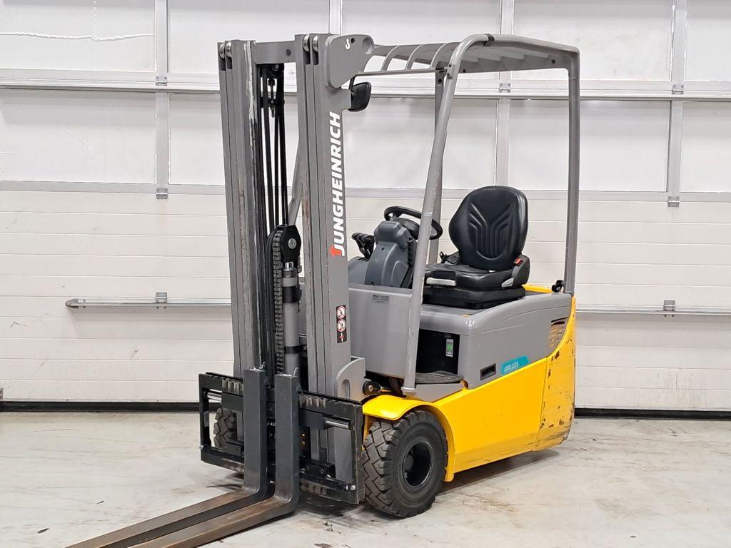 Jungheinrich EFG115, 1000 à 2000 kg, Électrique, Chariot élévateur pour allées étroites, JUNGHEINRICH