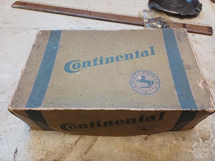 oltimer  pour club lot de vis platinees divers modeles, Autos : Pièces & Accessoires, Électronique & Câbles, Ford, Pièces Oldtimer ou Ancêtre