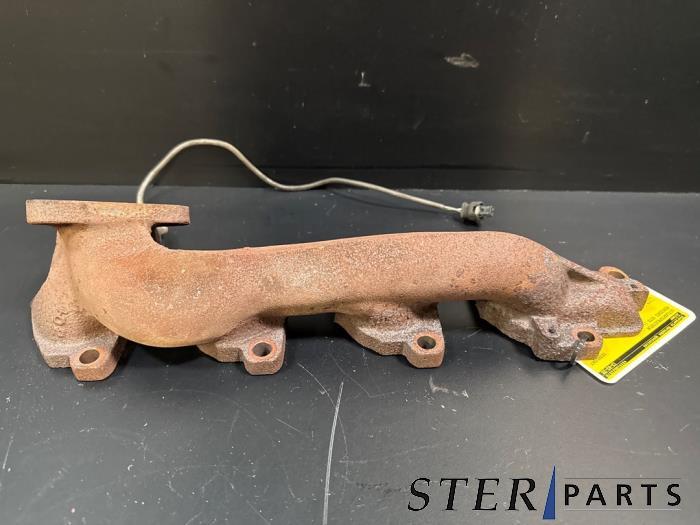 Uitlaatspruitstuk van een Mercedes Vito, Gebruikt, -, Ophalen of Verzenden, -