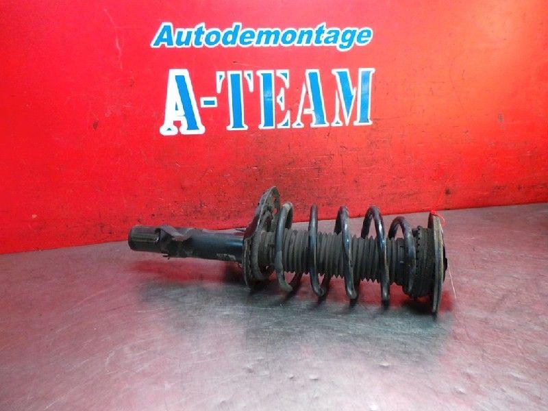 AMORTISSEUR OU ABSORBEUR DE CHOC AVANT DROIT Volvo V70 (BW), Utilisé, Volvo