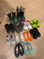 Doos met kinderschoenen maat  26-27-28, Ophalen, Adidas, Meisje, Schoenen