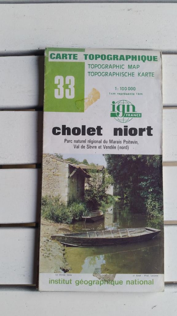 Carte IGN France 33 : Cholet-Niort, Ophalen of Verzenden, Zo goed als nieuw, Frankrijk, Landkaart