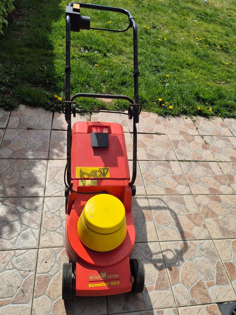 Elektrische grasmaaier, Ophalen, Elektrische grasmaaier