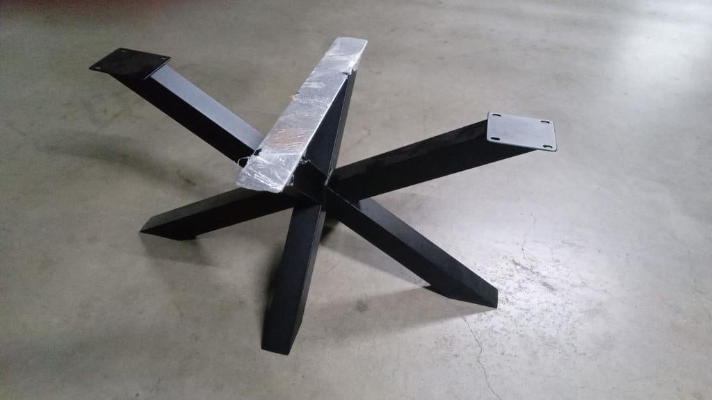 Smeedijzeren spiderpoot salontafel, Ophalen, 100 tot 150 cm, Nieuw, 50 tot 100 cm