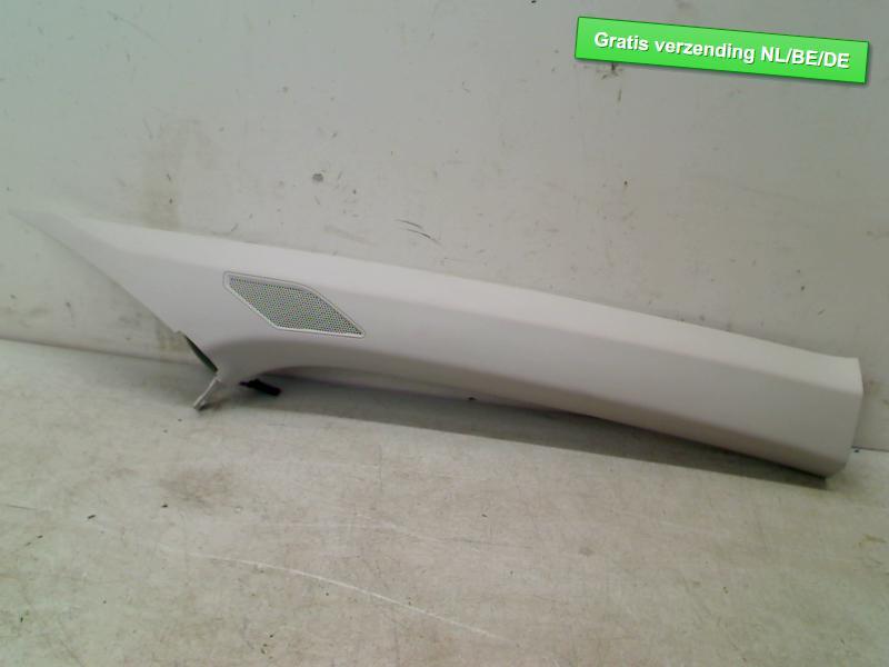 GARNITURE DE PILIER DROIT met tweeter Taigo (2G0867234G), Utilisé, De Bloemendaal 21 21
5221 EB  'S HERTOGENBOSCH, NL, Info@123Parts.nl