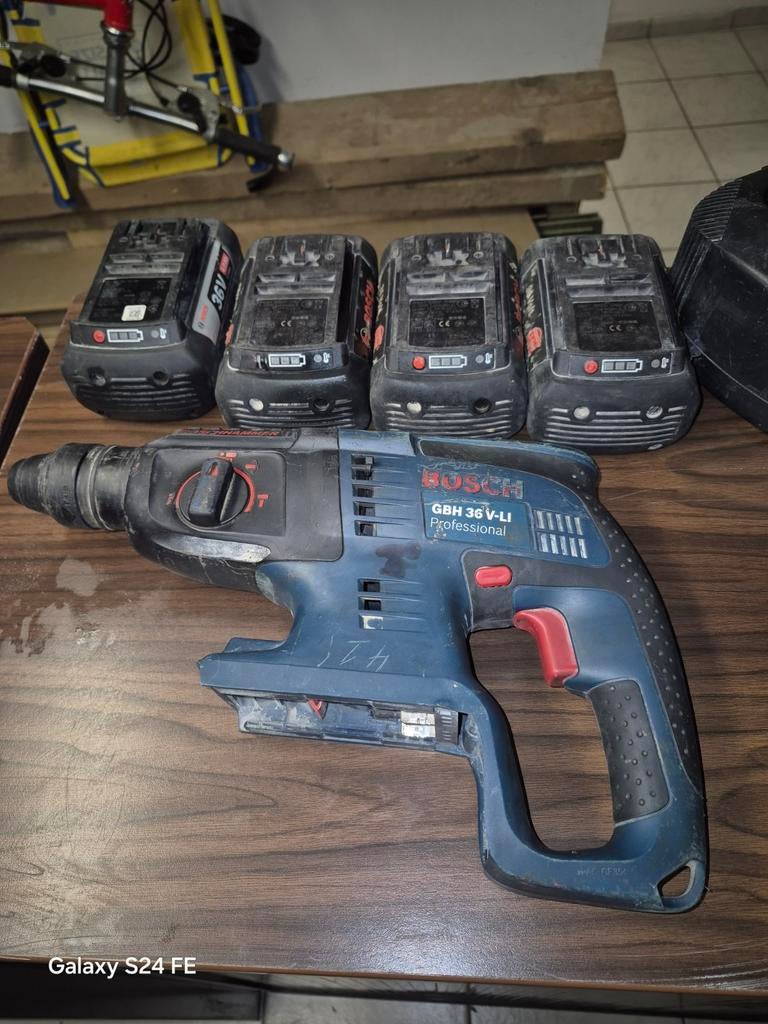 Foreuse bosch bleu, Bricolage & Construction, Outillage | Foreuses, Enlèvement