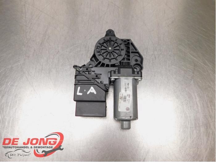 Moteur de vitre portière d'un Volkswagen Golf, Autos : Pièces & Accessoires, Carrosserie & Tôlerie, Volkswagen, Utilisé, 3 mois de garantie