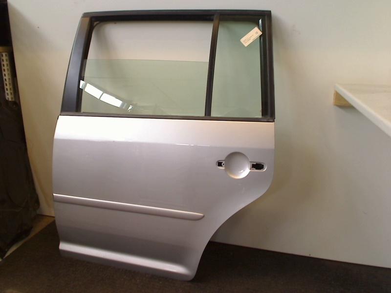 PORTE GAUCHE ARRIÈRE la7w Volkswagen Touran (1T1 / T2), Arrière, Utilisé, Porte, De Bloemendaal 21 21
5221 EB  'S HERTOGENBOSCH, NL