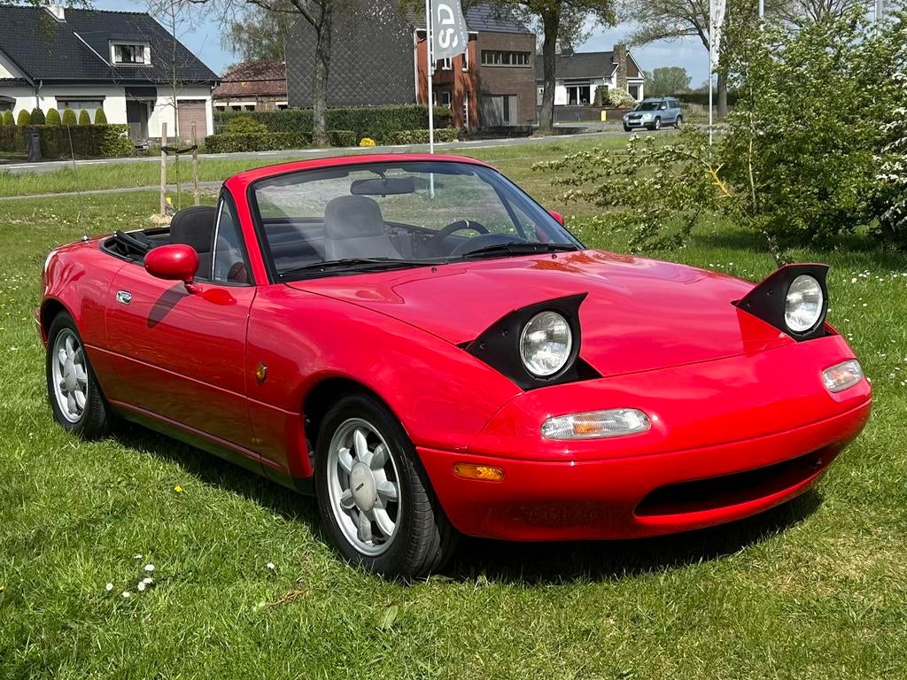 Mazda MX5 NA 1.6i 16V, Autos, Mazda, Entreprise, MX-5, Jantes en alliage léger, Radio, Pack sport, Sièges sport, Essence, Cabriolet