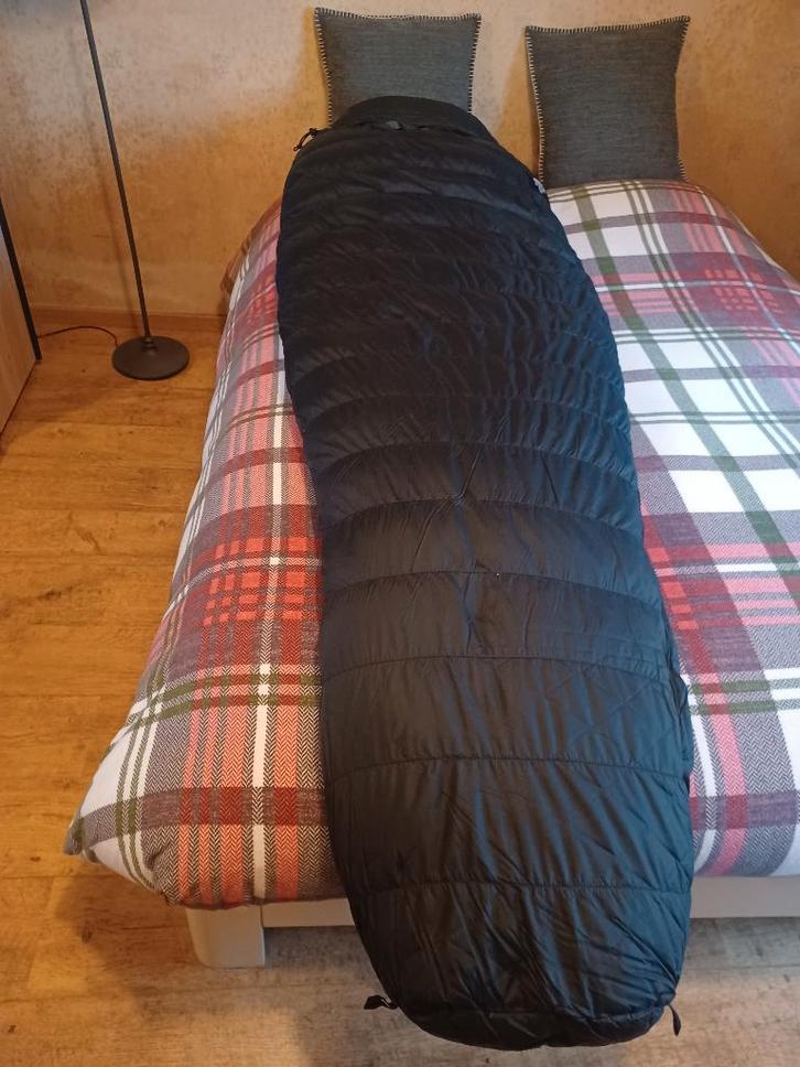 SLAAPZAK THE NORTH FACE - IBEX - DONS 900 gr., Caravanes & Camping, Sacs de couchage, Utilisé, Enlèvement ou Envoi