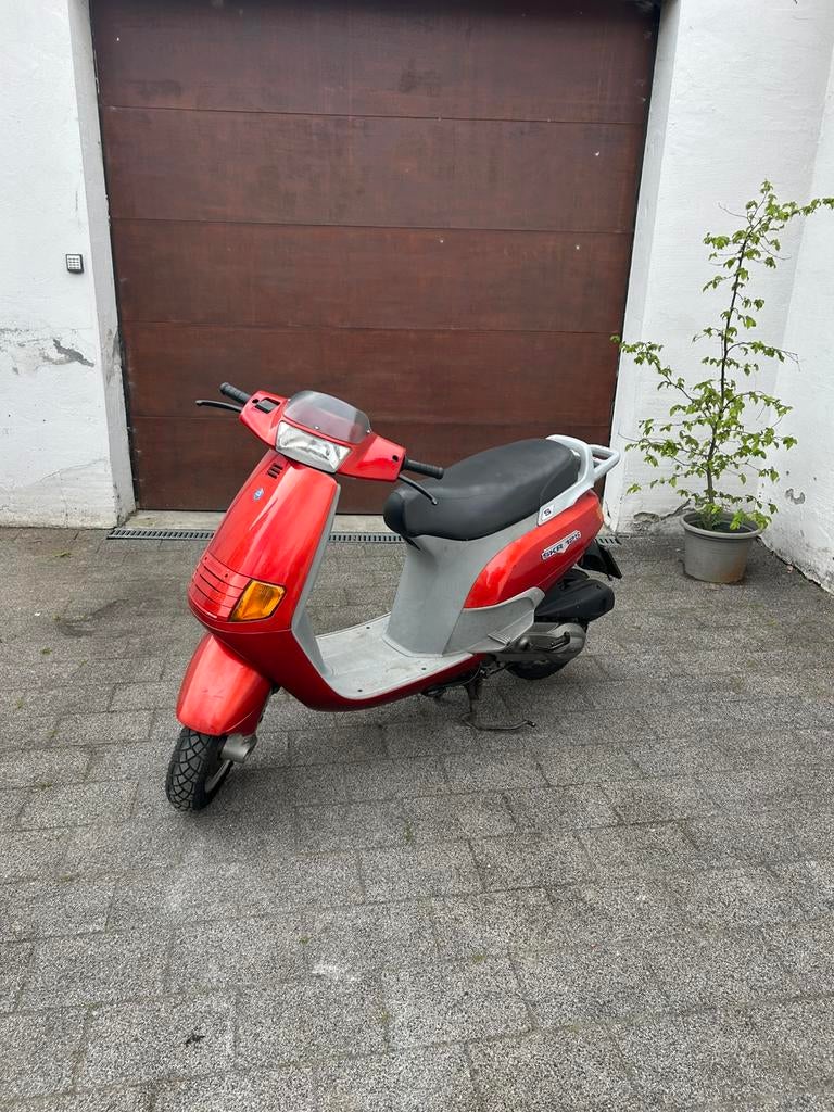 Piaggio SKR 125cc BE A1, Vélos & Vélomoteurs, Scooters | Piaggio, Comme neuf, Autres modèles, Essence, Enlèvement