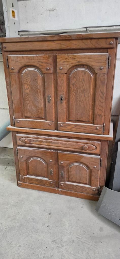 Gratis Kast, Ophalen