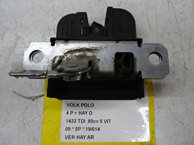 SERRURE COFFRE Volkswagen Polo IV (9N1 / 2/3), Autos : Pièces & Accessoires, Utilisé, Volkswagen, Haillon arrière
