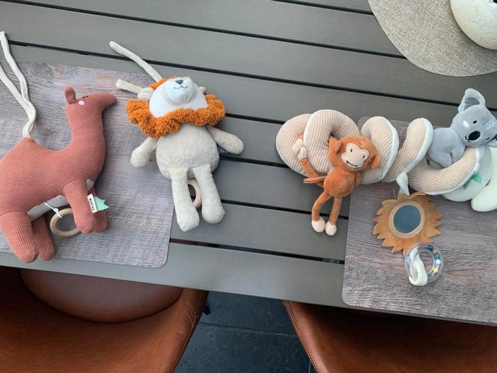 Muziekdiertjes trixie/ activiteiten spiraal, Kinderen en Baby's, Speelgoed | Babyspeelgoed, Zo goed als nieuw, Ophalen