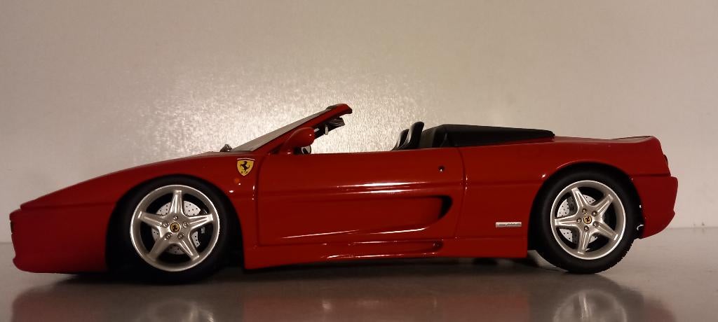 1/18 Ferrari F355 Spider UT Models, Hobby & Loisirs créatifs, Voitures miniatures | 1:18, Enlèvement ou Envoi, Comme neuf, Voiture
